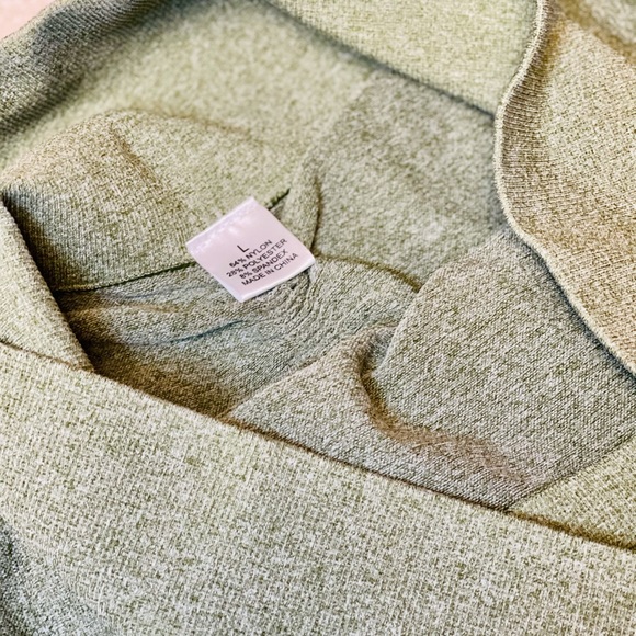 SOLD Work Out Set Boutique DEAL OF THE DAY - Picture 9 of 13